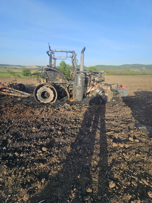 Massey ferguson 8740 S