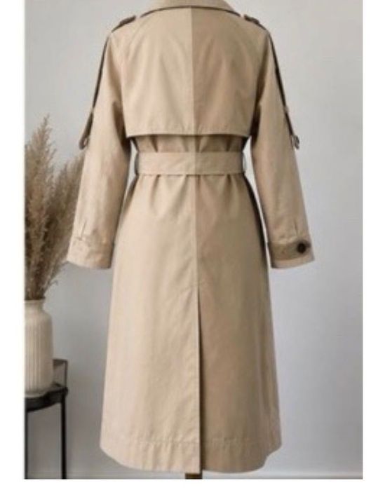 Trench Bershka noua dama