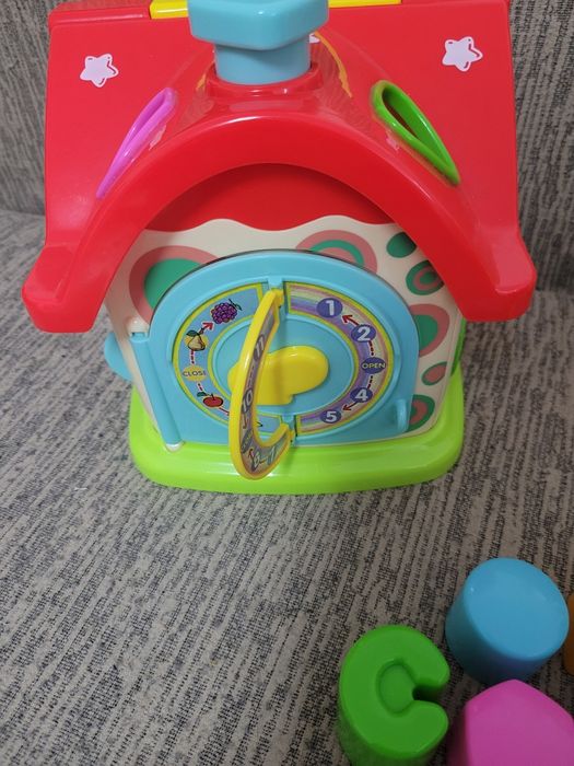 Casuta cu activitati - sortare bebeluși