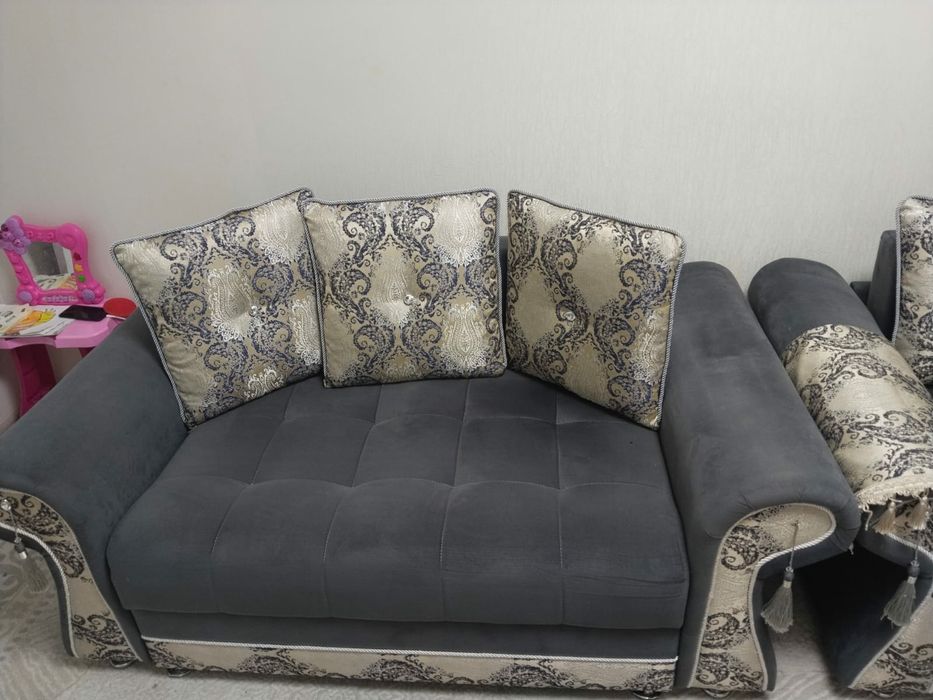 Продам диван состояние отличное
