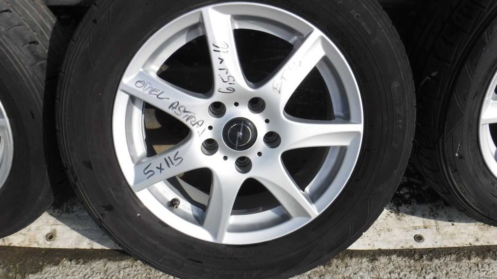 Jante Opel 5x115 Astra J 215 60 16 vara Falken Ziex