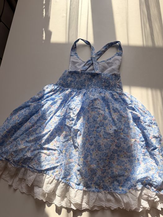 Красивые платья на девочку 4-6 лет