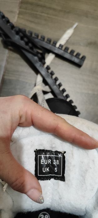 Коньки хоккейные