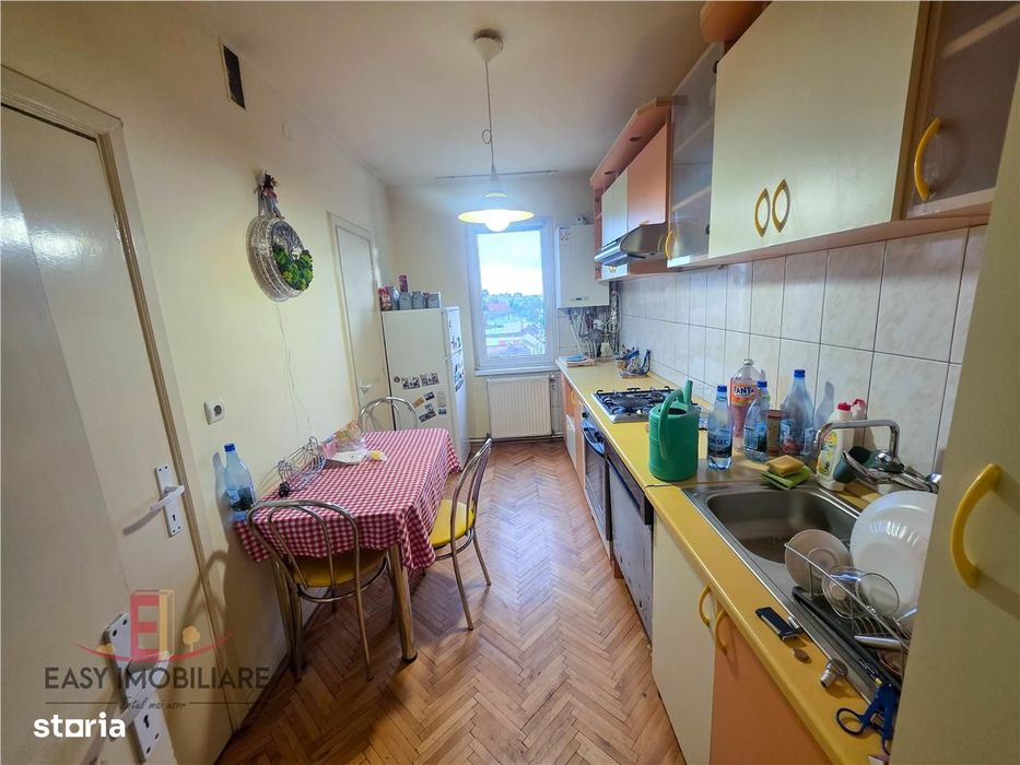 Apartament 4 camere, UMF, 7 Noiembrie, 2 bai, Targu Mures