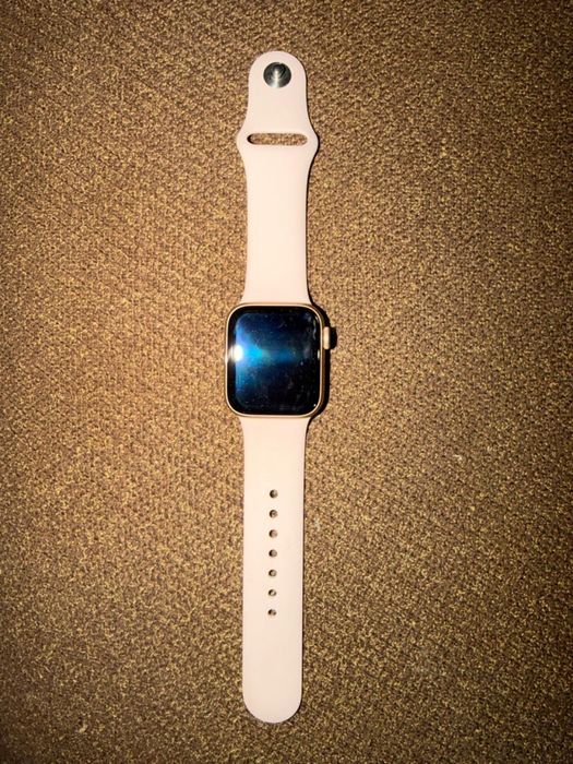 Apple Watch Series 5 (40mm)