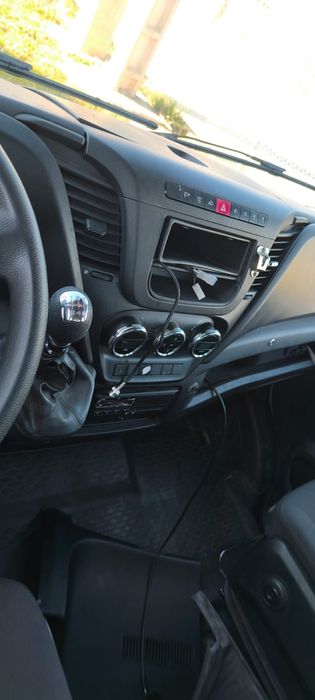 Iveco  Platforma Furculița