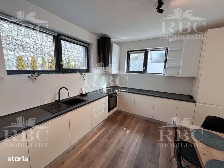 Casa individuala ultrafinisata cu teren 500 si parcare