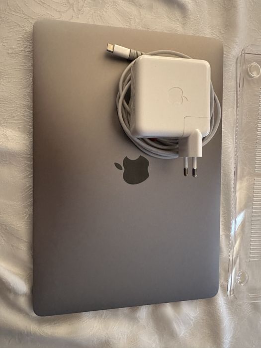 Macbook Pro A1708 8/256