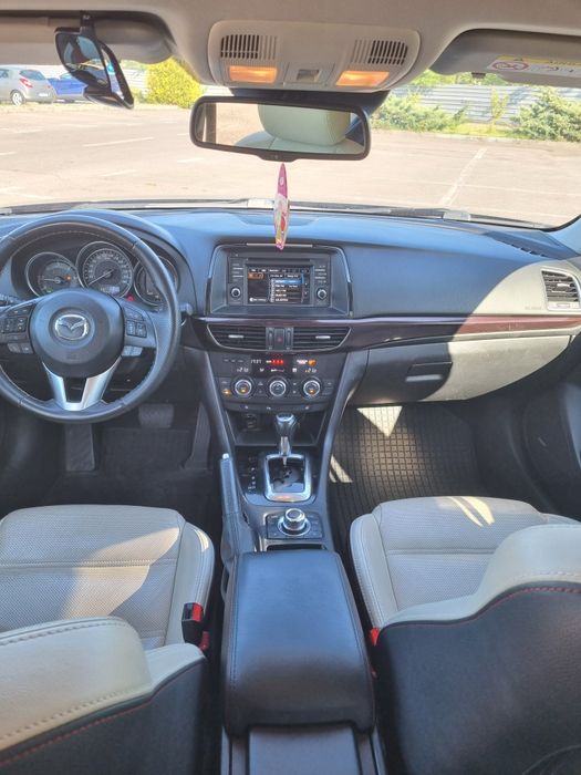 Mazda 6 Skyline EXCLUSIVE-LINE