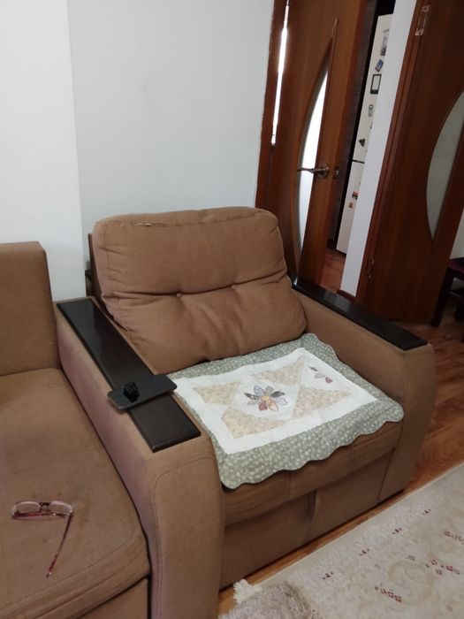 Диван раскладной с креслом