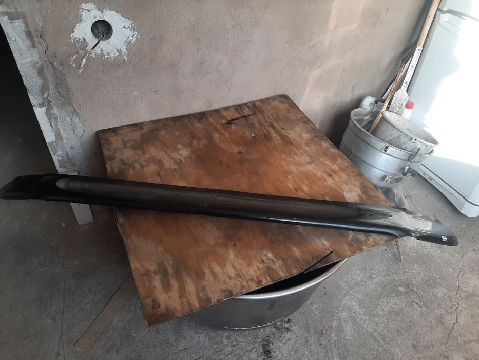 Продам мухобойник на Паджеро 4