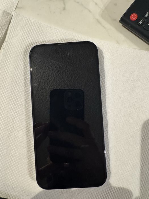 Iphone 13 pro max 89% bat