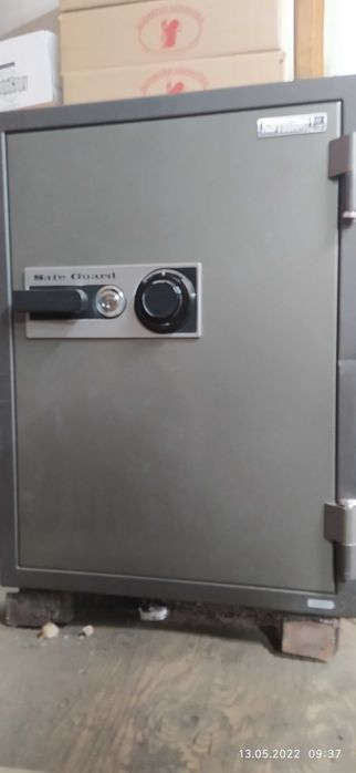 Продам сейф safeguard