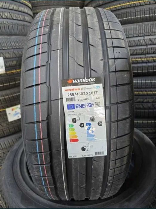 255/45/20 HANKOOK -S1 EVO3 EV