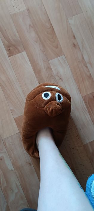 Продам тапочки...