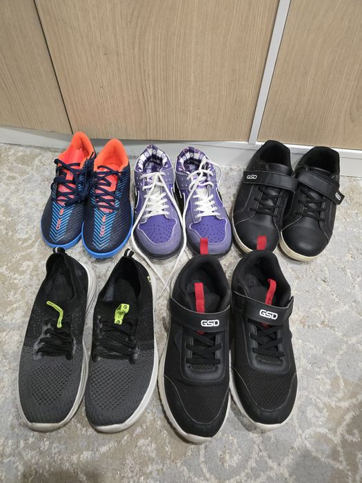 Кроссовки подростковые