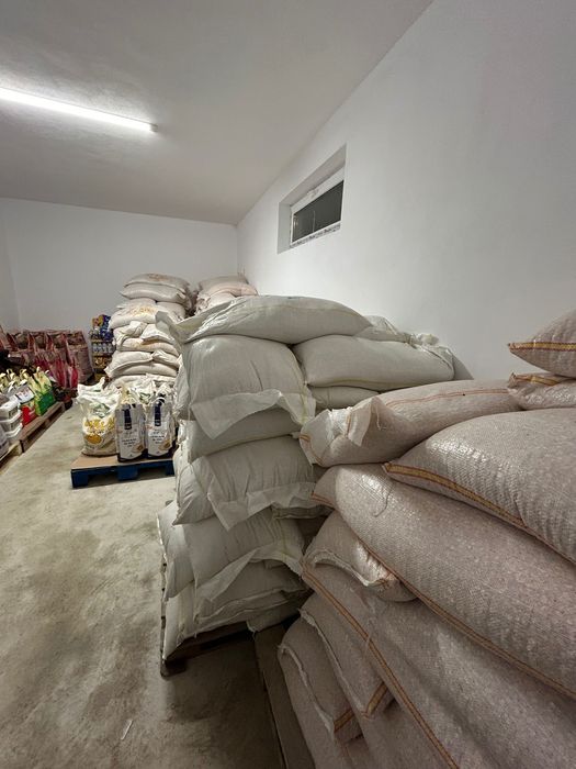 Porumb,Grâu,huroaie,mălai furajer,Tarâțe,diverse.