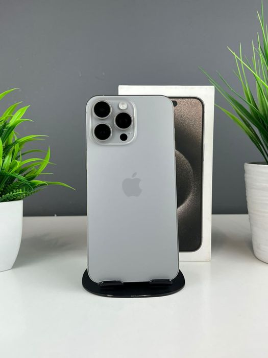 Телефон Apple iPhone 15 Pro Max 256GB