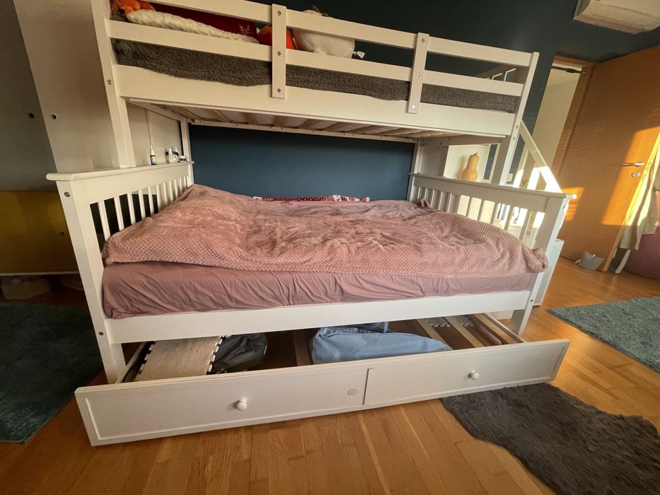 Pat copii cu biblioteca integrata