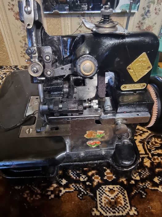 Оверлок китайский фабричный