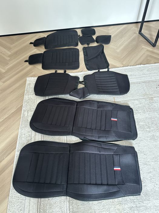 Чехол для авто универсальный.