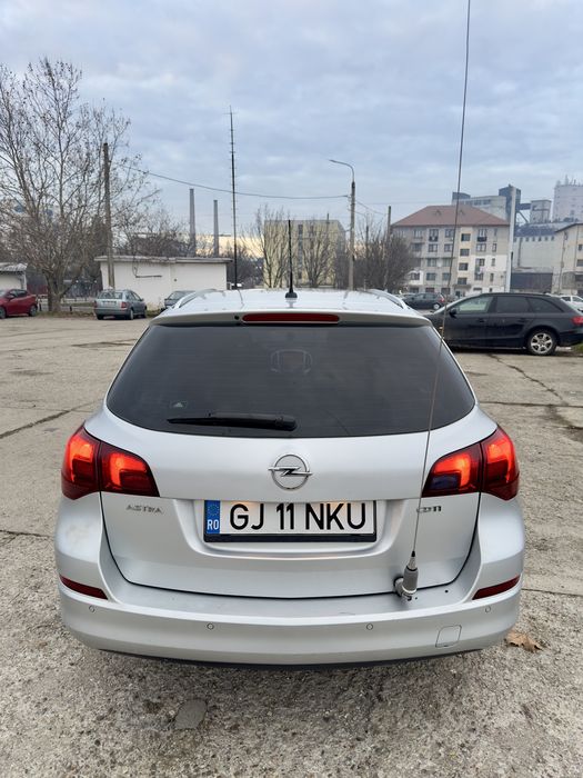 Opel Astra J Break 1.7 Diesel 2011