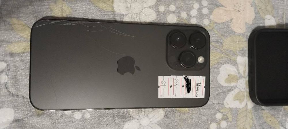 Продам 14 pro max 256gb