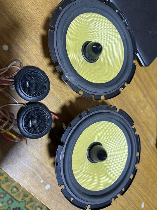 Продается комплект динамиков