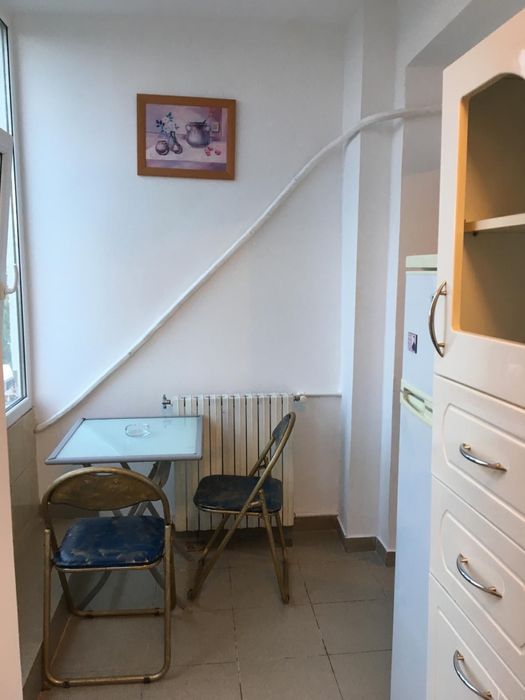 Inchirier garsoniera zona Far-Billa