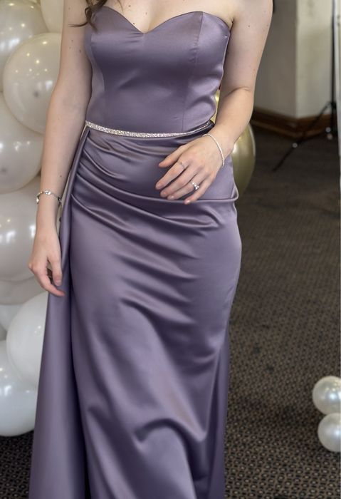 Бална рокля , официална рокля  , рокля за сватба , лилава рокля