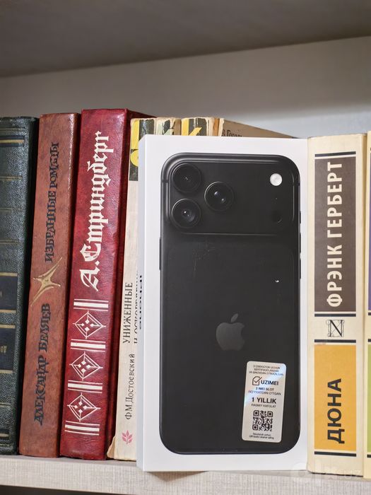 IPhone 18 Pro Max 256gb год гарантия официалка