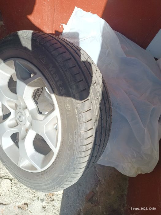 Vând set roți aliaj Opel 205/55/16