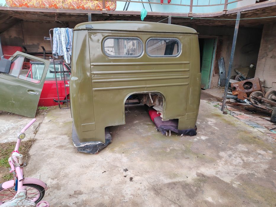 Уваз кабина сотилади