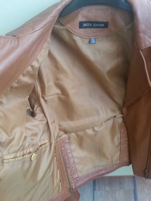 Естествена кожа яке ,без никакви забележки почти ново- М/Л  размер
