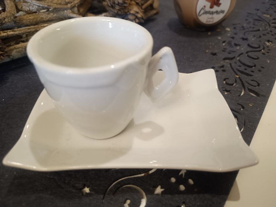 Set cesti de cafea portelan noi,  cadou capsule Jacobs