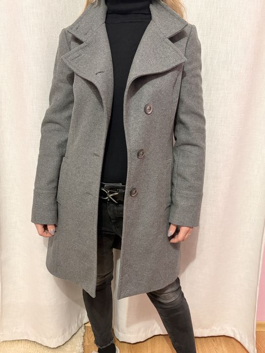 Палто Sisley сиво