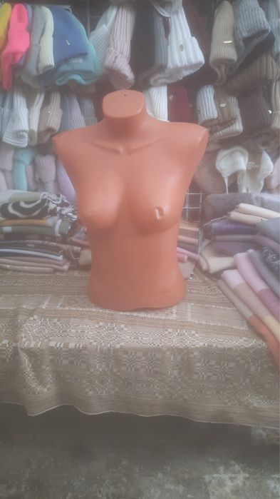 Продам манекены в хорошем состоянии