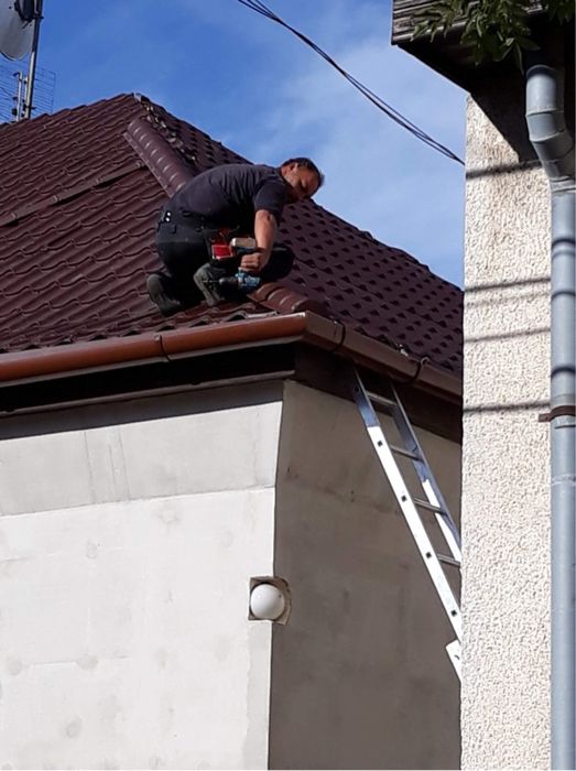 Execut Acoperisurii si mici reparatii de urgenta