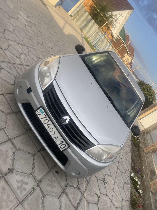 Продам рено сандеро