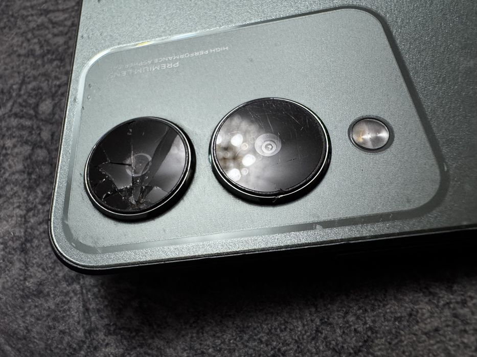 Смартфон vivo Y17s