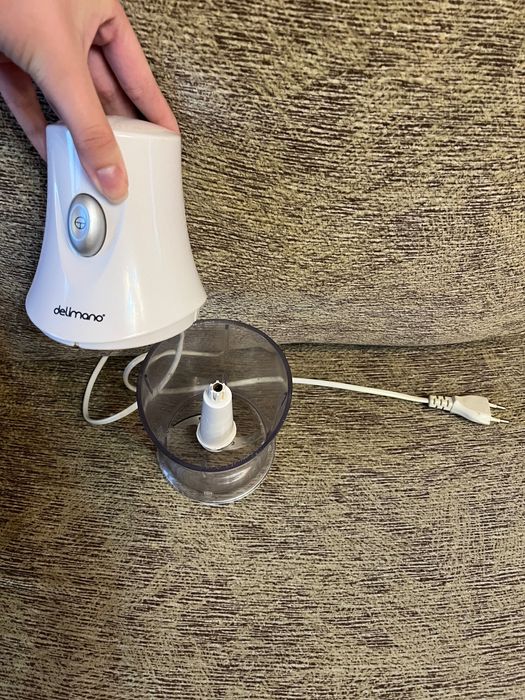 Продавам блендър