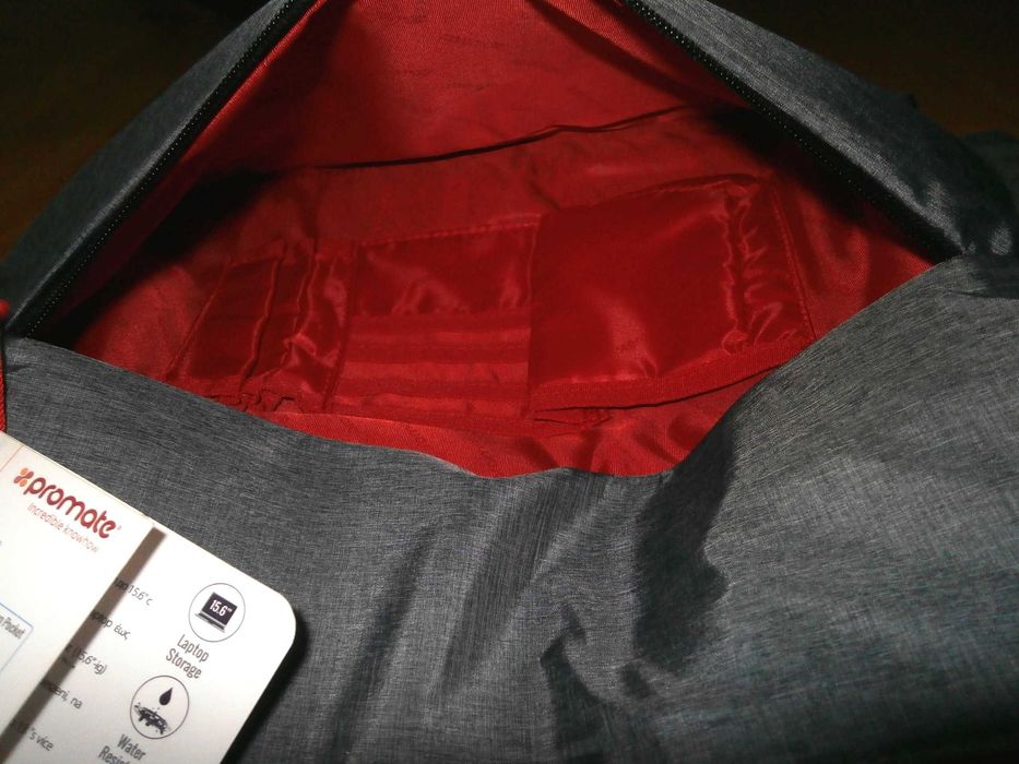 Geanta premium PROMATE Desire-LD ( laptop 15'6 ) premium noua