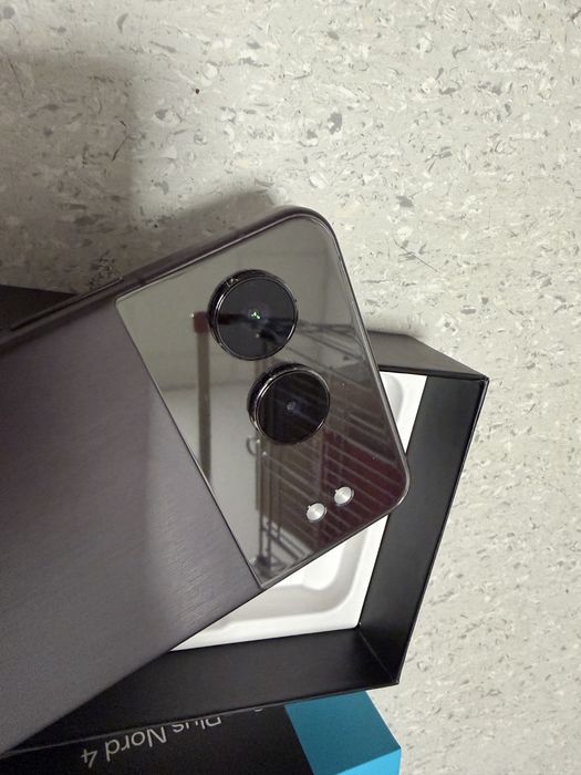 OnePlus Nord 4 512 GB 16 GB Ram (impecabil)