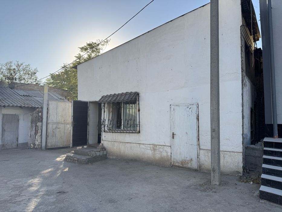 Сотиладиган ер саракулкда,Ал Бадр масжиди ёнида