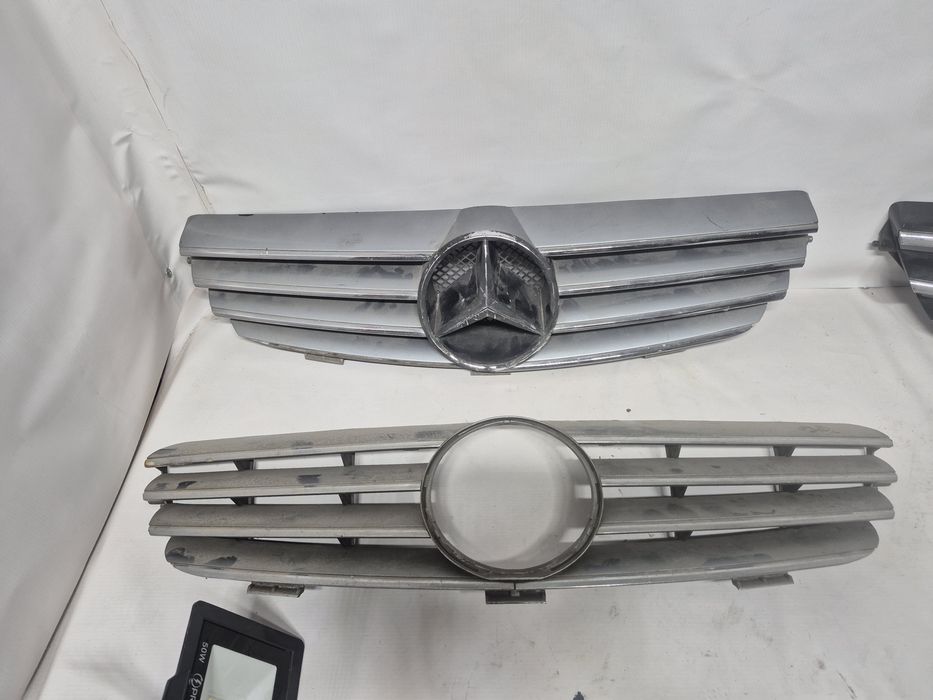 Решетка Mercedes W209 CLK