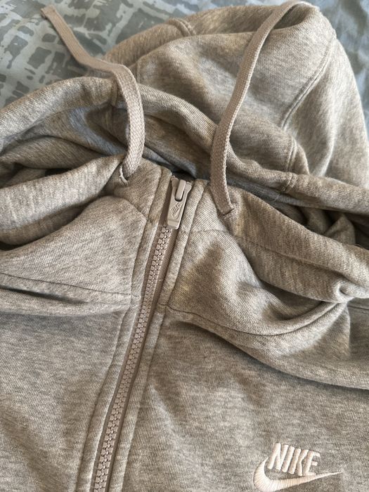 Суичър с цип Nike