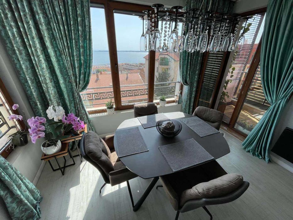 Продава се Тристаен апартамент в Свети Влас - 125 кв.м за 1968 €/кв.м - Снимка #8