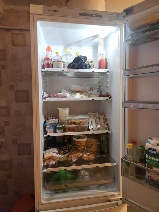 Продам холодильник Bosch