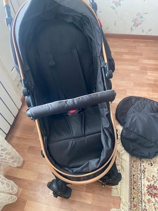 Продам детскую коляску