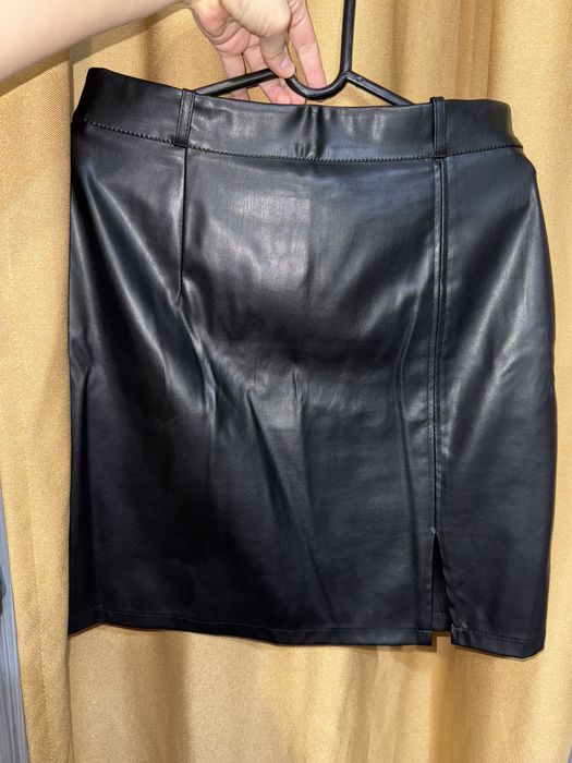 Платье и юбки б/у